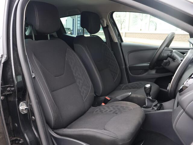 Renault CLIO 0.9 TCe LIMITED HATCHBACK + NAVIGATIE | LMV | BASS REFLEX AUDIO | CRUISE CONTROL
