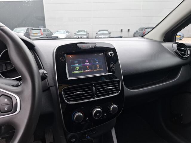 Renault CLIO 0.9 TCe Limited Navi/Led/Cruise/Airco ?