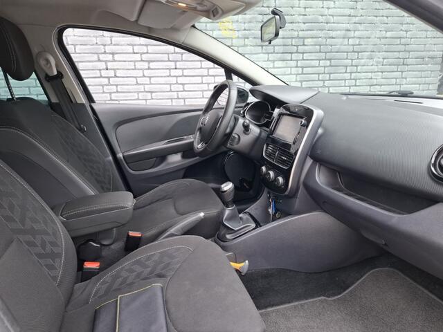 Renault CLIO 0.9 TCe Limited Navi/Led/Cruise/Airco ?