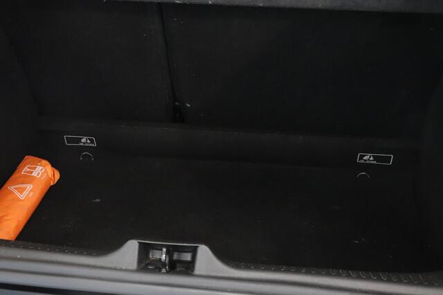 Renault CLIO 0.9 TCe Limited | Airco | Navigatie | Parkeersensoren | Cruise control |