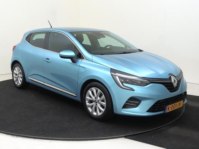 Renault CLIO 1.0 TCe Intens | Climate Control / ECC | Licht metalen velgen 17 inch | Cruise control Standaard | Connectiviteit af fabriek | Navigatie | Half lederen bekleding | LED koplampen | Park Distance Control voor en achter | Achteruitrijcamera |