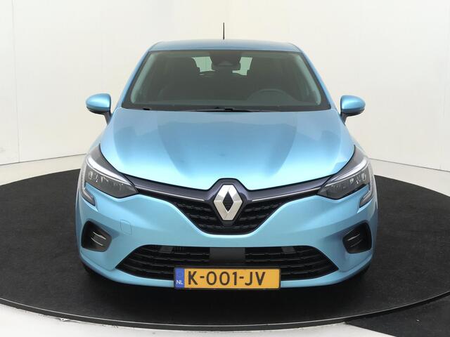 Renault CLIO 1.0 TCe Intens | Climate Control / ECC | Licht metalen velgen 17 inch | Cruise control Standaard | Connectiviteit af fabriek | Navigatie | Half lederen bekleding | LED koplampen | Park Distance Control voor en achter | Achteruitrijcamera |
