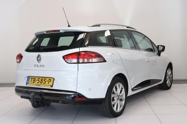 Renault CLIO Estate 0.9 TCe Intens | Camera | Climate control | Trekhaak | LED koplampen | Half Leder |