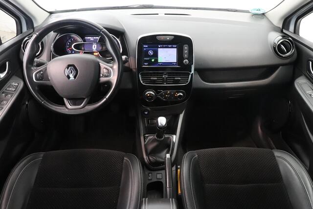 Renault CLIO Estate 0.9 TCe Intens | Camera | Climate control | Trekhaak | LED koplampen | Half Leder |