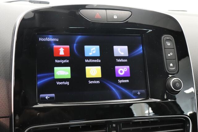 Renault CLIO Estate 0.9 TCe Intens | Camera | Climate control | Trekhaak | LED koplampen | Half Leder |