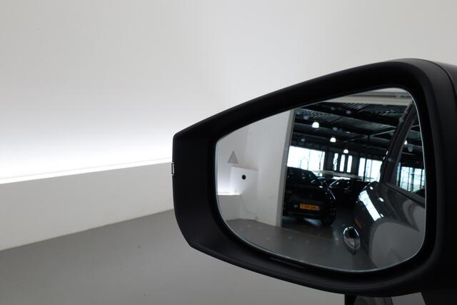 Renault CLIO 1.8 Hybrid 160 techno | Google info. | 360cam | Stoelverw. | 18'' | Adapt. Cruise | Dodehoekdet. | Apple CarPlay