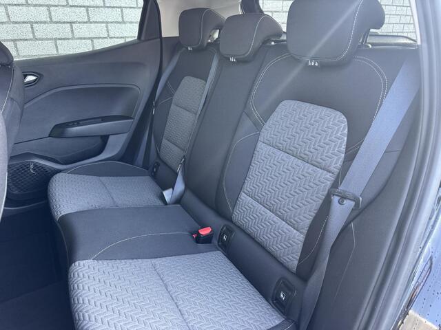 Renault CLIO 1.0 TCe 90 Evolution | Apple CarPlay / Android Auto | Parkeersensoren | Cruise Control | Navigatie |