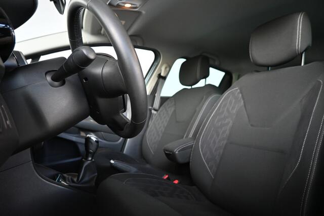 Renault CLIO 1.5 dCi Limited Airco LED Navigatie Goed Onderhouden! Rijklaarprijs! Inruil Mogelijk!