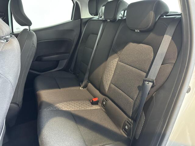 Renault CLIO 1.6 E-Tech Hybrid 140 Business Zen ACHTERUITRIJCAMERA | PARKEERSENSOREN ACHTER | AIRCO | CRUISE CONTROL | NAVIGATIE