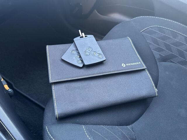 Renault CLIO Estate 0.9 TCe Limited | CAMERA | PARKEERSENSOREN | AIRCONDITIONING | CRUISE CONTROL | APPLE CARPLAY