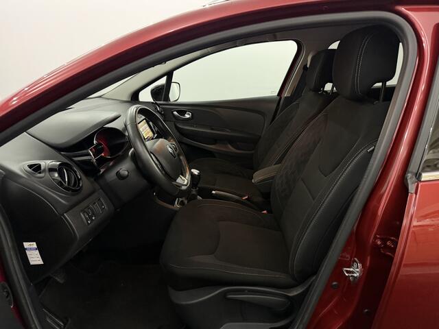 Renault CLIO Estate 0.9 TCe Limited Airco, Navi, Parkeersensoren, Keyless start, Cruise control, A start stop, Lichtmetalen velgen