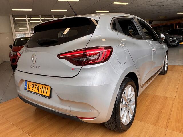 Renault CLIO 1.0 TCe Intens * BIJZONDER NETTE AUTO ! Keyless - Navi - Carplay