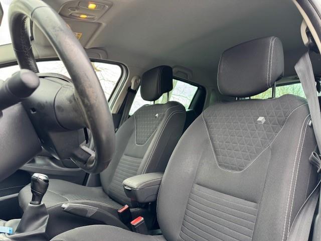 Renault CLIO 0.9 TCe Limited/Navi/PDC/Cruise/APK nieuw