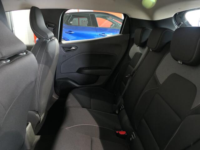 Renault CLIO 1.6 E-Tech Full Hybrid 145 evolution - NIEUW! - Navi - Camera - Cruise