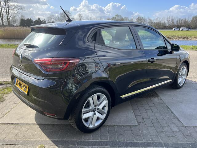 Renault CLIO 1.0 TCe / Airco / PDC.Achter / Apple Carplay - Android Auto / Cruise / 2e Paasdag open 09.00-17.00 uur