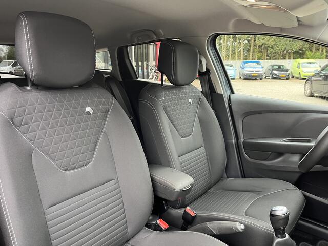 Renault CLIO Estate 0.9 TCe Limited Trekhaak Incl. Beurt