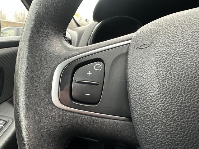 Renault CLIO 0.9 TCe Limited | Trekhaak | Navi