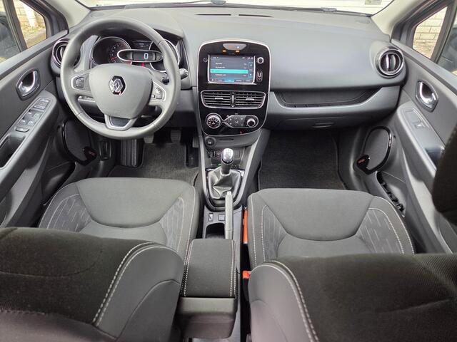Renault CLIO 0.9 Limited / Trekhaak / Achteruitrijcamera / Dealer Onderhouden / 1e Eigenaar / Navigatie / Climate Control / Cruise Control /