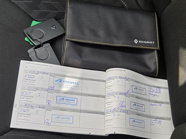 Renault CLIO 0.9 Limited / Trekhaak / Achteruitrijcamera / Dealer Onderhouden / 1e Eigenaar / Navigatie / Climate Control / Cruise Control /