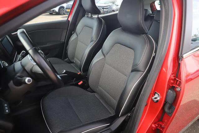 Renault CLIO 1.0 TCe Intens Trekhaak Half Leder 16 inch LMV Navigatie Carplay Android Cruise Control Clima LED Parkeersensor