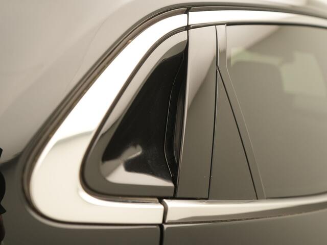 Renault CLIO TCe 130 EDC Initiale Paris - RIJKLAARPRIJS - Achteruitrijcamera - Stoel- en Stuurverwarming!