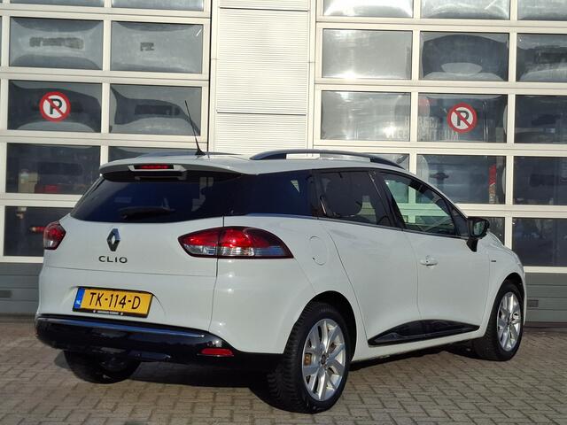 Renault CLIO Estate 0.9 TCe Limited | Navigatie | LM Velgen 16" | Parkeersensoren Achter | Cruise Control | DAB | Airco |