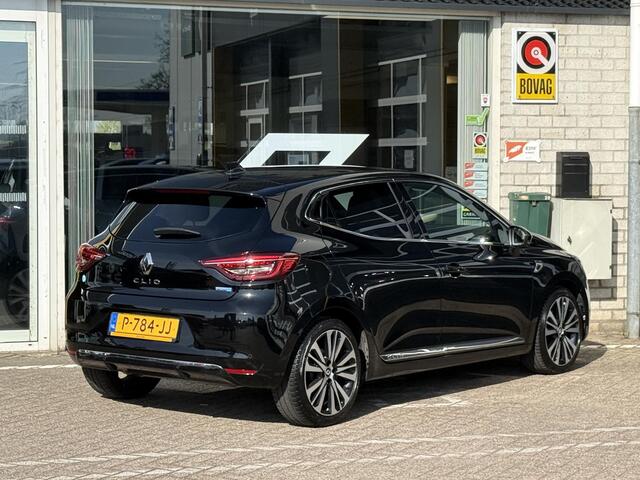 Renault CLIO 1.6 E-Tech Hybrid 140 Initiale Paris | NAP | Stoel & stuur verwarming | Leer | Navigatie | Achteruitrijcamera | Lichtmetaal | Climate Control | LED | DAB |