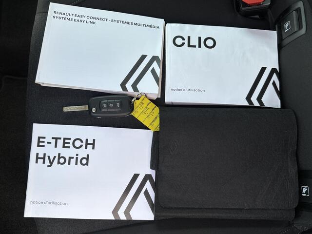 Renault CLIO 1.6 E-Tech Hybrid 140 Zen / Automaat / Apple Carplay/Android Auto / Parkeersensoren Achter / Led / DAB / Lane Assist /