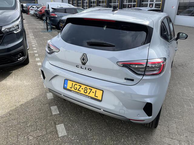 Renault CLIO 1.6 E-Tech Full Hybrid 145 esprit Alpine / Pack Premium Bose / Apple carplay / Android auto