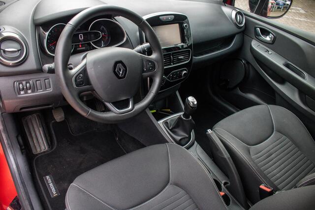 Renault CLIO TCe 90 Limited | Trekhaak | Navigatie