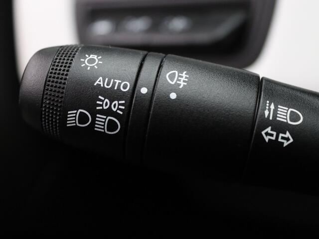 Renault CLIO TCe 90pk Techno Camera | Navig | Cruise Contol