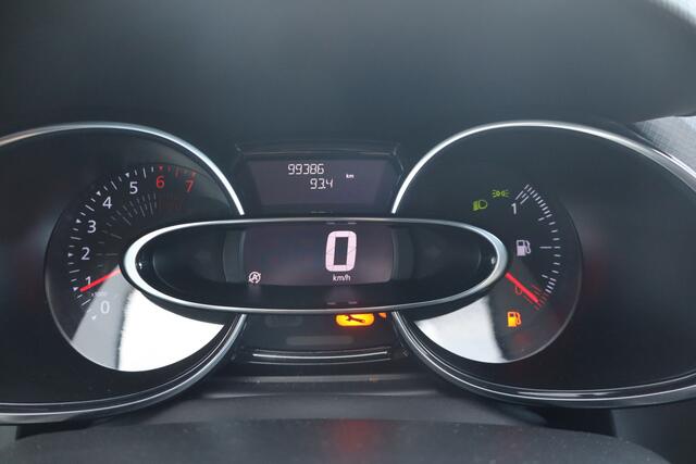 Renault CLIO Estate 0.9 TCe Limited - NL- Auto!! Airco I Parksens. A I Navi