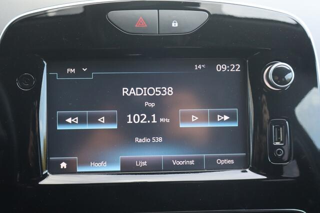 Renault CLIO Estate 0.9 TCe Limited - NL- Auto!! Airco I Parksens. A I Navi