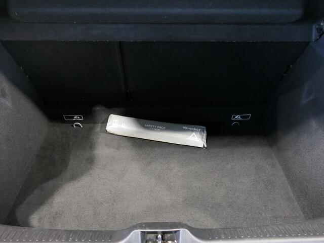 Renault CLIO 0.9 TCe Zen - Dealer onderhouden! - Sensor achter - Bluetooth - Cruise