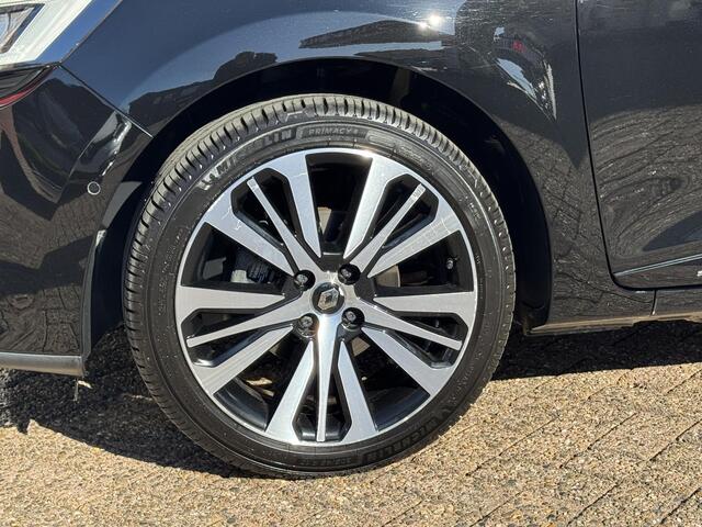 Renault CLIO 1.2 TCe Initiale Paris *AUTOMAAT/BOSE/LEDER/CRUISE*