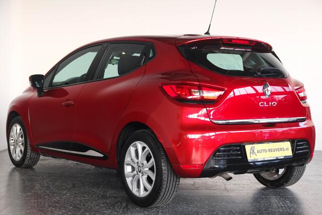 Renault CLIO 0.9 TCe Limited / Lichtmetaal / Navi / 4S band / Airco