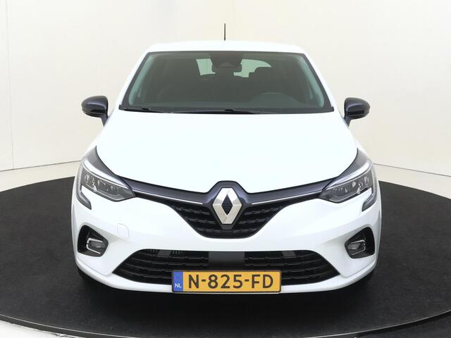 Renault CLIO 1.3 TCe 130 PK Intens Automaat | Airco automatisch | Navigatie | Camera | Apple Carplay/Android | cruise control | LED koplampen | lichtmetalen velgen 16" |