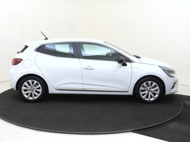 Renault CLIO 1.3 TCe 130 PK Intens Automaat | Airco automatisch | Navigatie | Camera | Apple Carplay/Android | cruise control | LED koplampen | lichtmetalen velgen 16" |