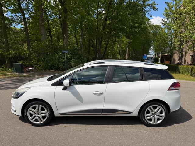 Renault CLIO 0.9 TCE ZEN - Navi - Trekhaak - APK 05-2027 !!!