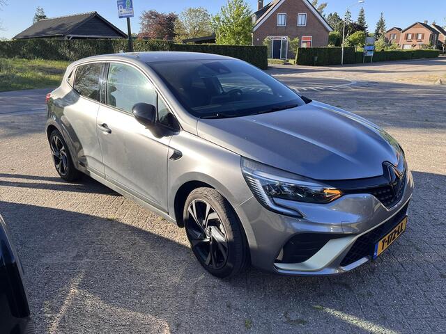 Renault CLIO 1.6 E-Tech Hybrid 145 E-Tech Engineered