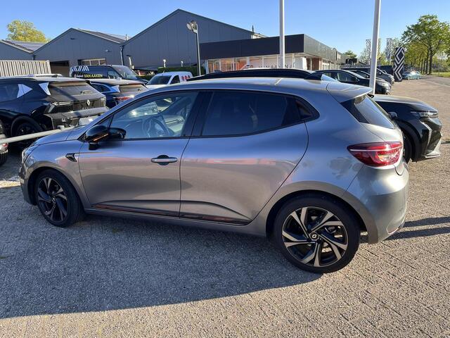 Renault CLIO 1.6 E-Tech Hybrid 145 E-Tech Engineered