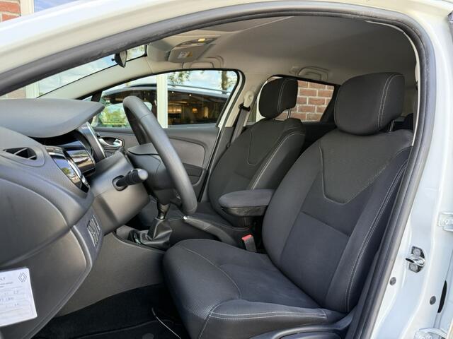 Renault CLIO Estate 0.9 TCe Zen TREKHAAK / NAVI / AIRCO / CRUISE / ARMSTEUN