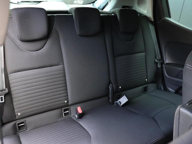 Renault CLIO 0.9 TCe Limited | TREKHAAK | CRUISE | AIRCO |