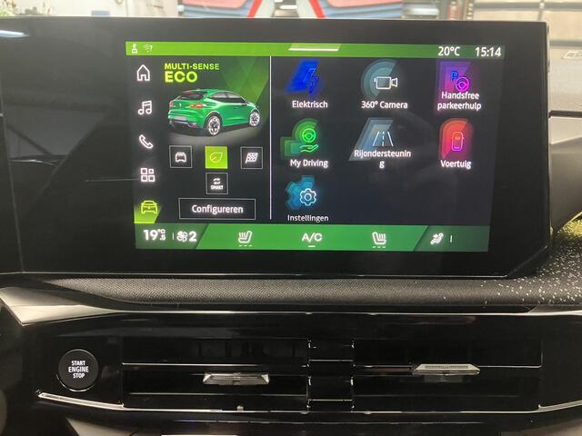 Renault CLIO 1.8 Hybrid 160 techno / Demonstratieauto / 18 inch LM velgen / Google Maps Navigatie / Apple CarPlay/Android Auto / Stoelverwarming / 360 Graden Camera / Adaptive Cruise Control / Climate Control /