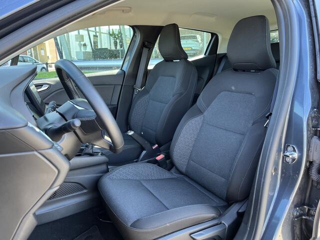 Renault CLIO 1.0 TCe / Apple Carplay - Android Auto / Parkeersensoren. Achter / Cruise /