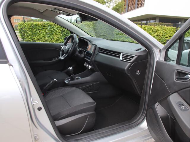Renault CLIO 1.0 TCe Zen FULL LED, Carplay-DAB, Stoelvw, Keyless Lente actie!