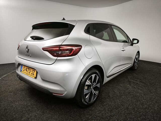 Renault CLIO 1.0 TCe 90 Evolution | Navigatie | Airco | Cruise Control | Doedehoek Detectie | All season banden | Parkeersensoren achter | Apple Carplay/Android Auto