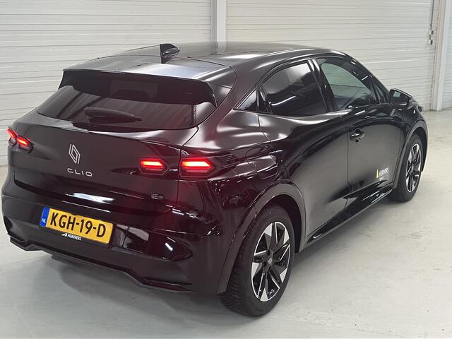 Renault CLIO 1.8 Hybrid 160 techno / Automaat / All season banden