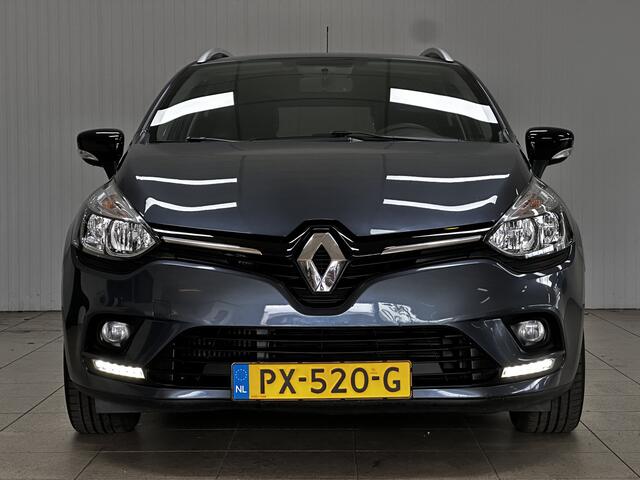 Renault CLIO Estate 0.9 TCe Limited/ DAB+/ Navi/ Airco/ Cruise/ Elek. pakket/ Isofix/ Bluetooth/ Armsteun/ Multi. LEDER. Stuur/ Mistl./ 16'' LMV/ Extra getint glas/ PDC/ Dakrails/ Chroom.
