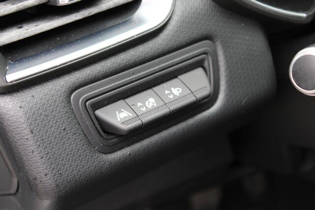 Renault CLIO 1.0 TCe Zen//Airco//5drs//Trekhaak!!